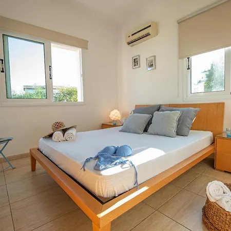 Konnos Beach No 5 Villa